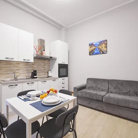 Stazione - 1bdr Accogliente E 公寓 *
